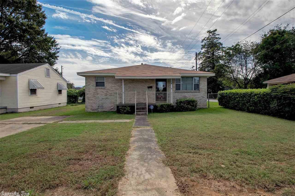 Property main image